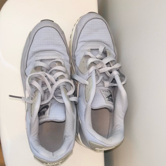 Nike Air Max 90 - Picture 3 of 4